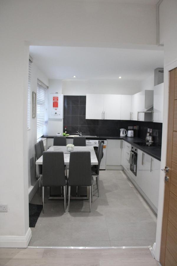 Beautiful, Spacious, Old Trafford Home Manchester Exterior photo